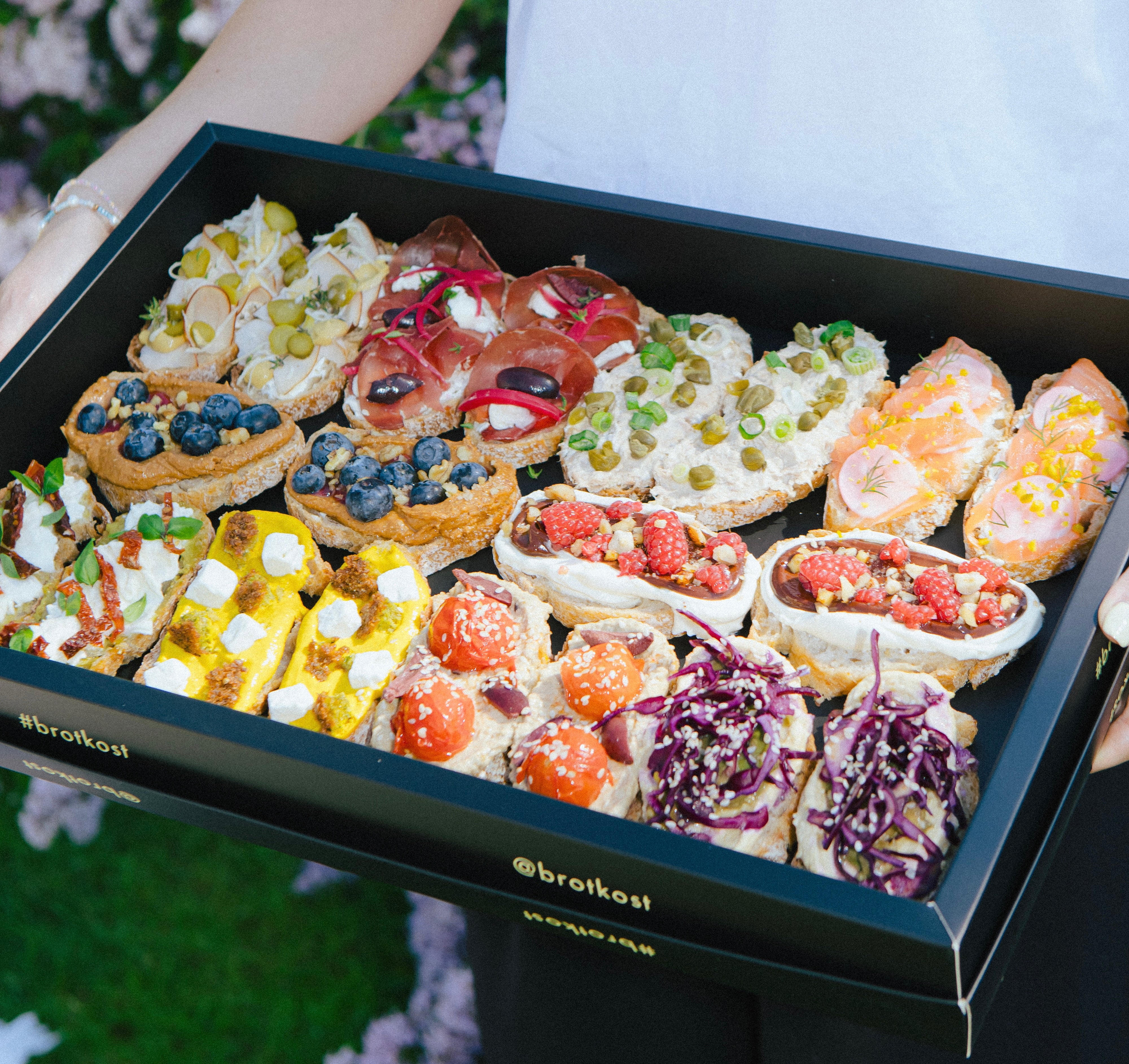 Gemischte Brötchen-Box